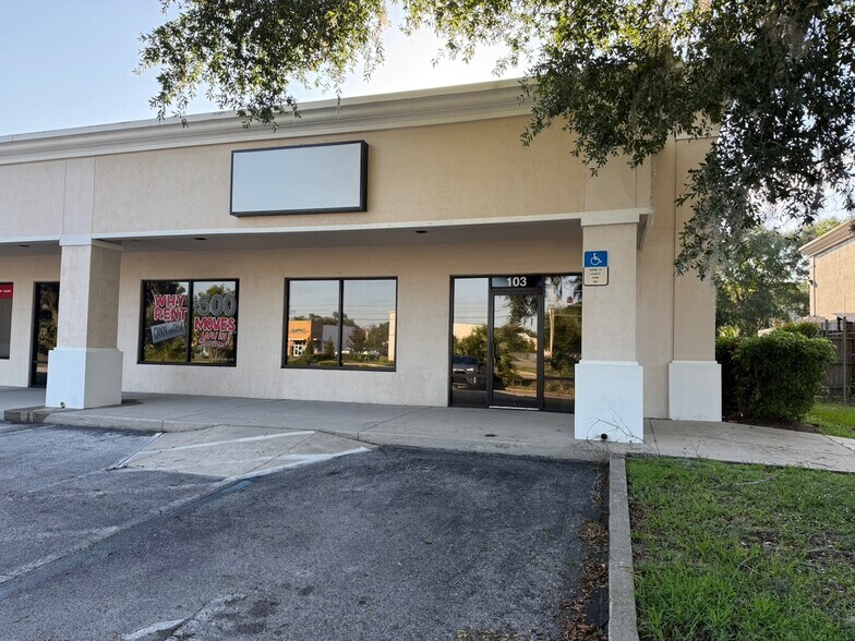 2709 SW 27th Ave, Ocala, FL à louer - Photo de l’immeuble – Image 3 sur 8