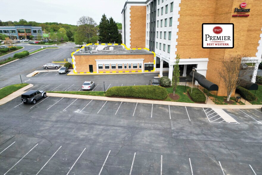 1251 W Montgomery Ave, Rockville, MD à louer - Photo de l’immeuble – Image 3 sur 5