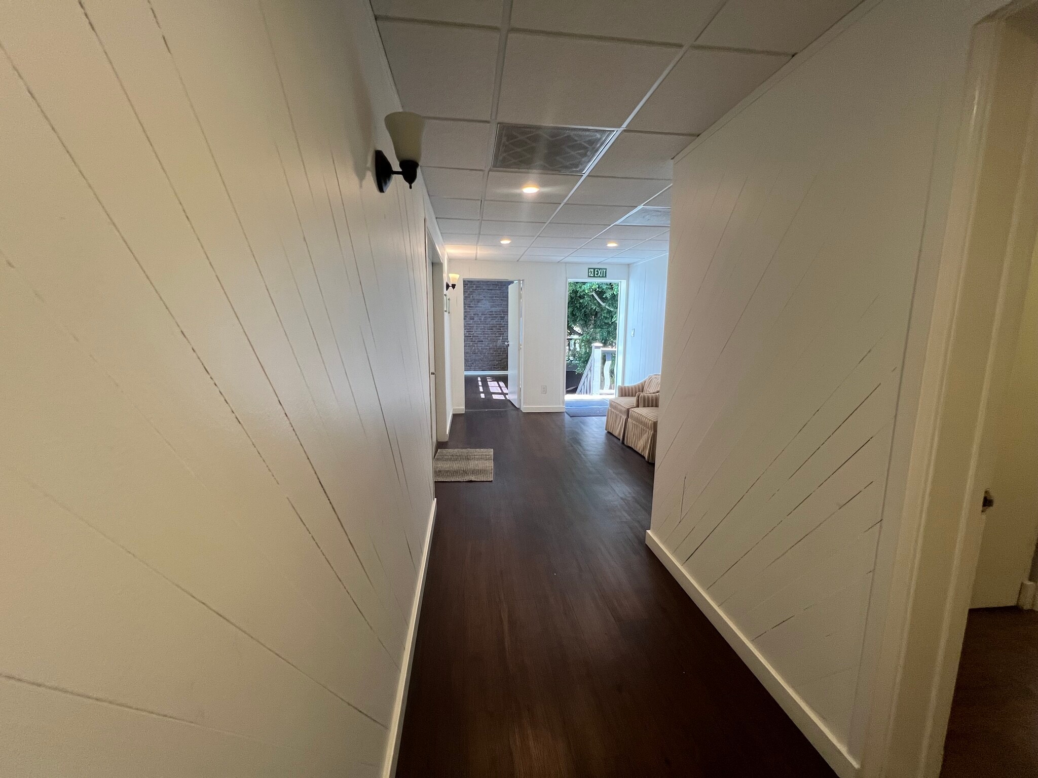 7415-7427 Beverly Blvd, Los Angeles, CA à louer Photo intérieure– Image 1 sur 6