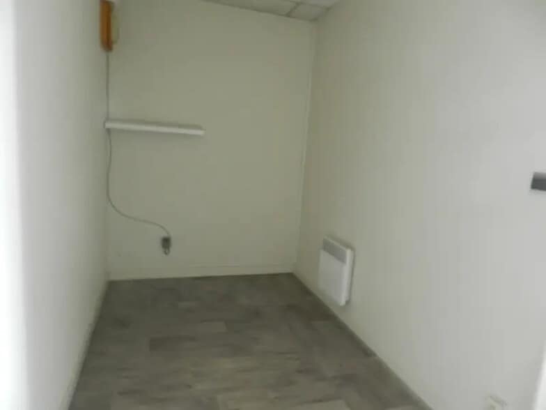 Bureau dans Chambéry à louer - Photo de l’immeuble – Image 3 sur 8