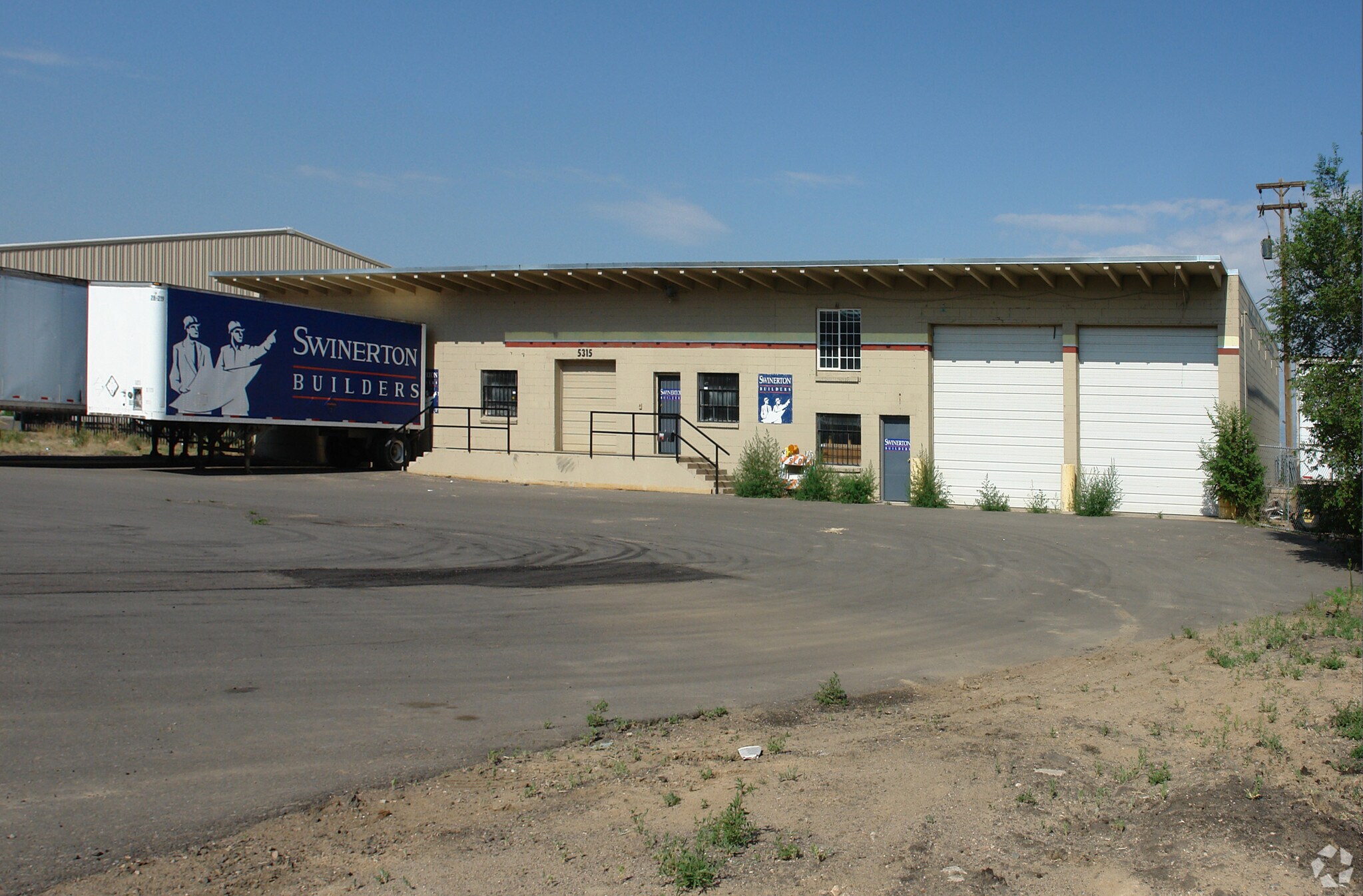 5315 Vasquez Blvd, Commerce City, CO à louer Photo de l’immeuble– Image 1 sur 13