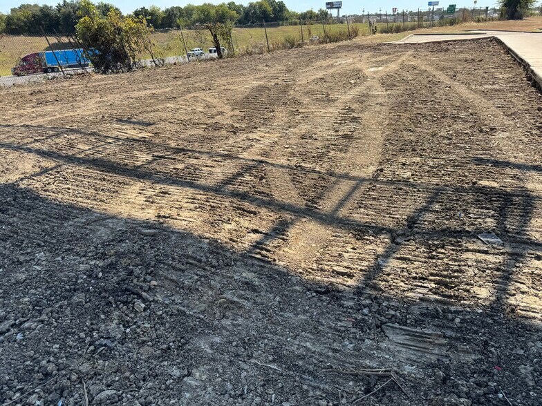 3300 Glenshire dr, Balch Springs, TX à vendre - Photo de l’immeuble – Image 2 sur 8