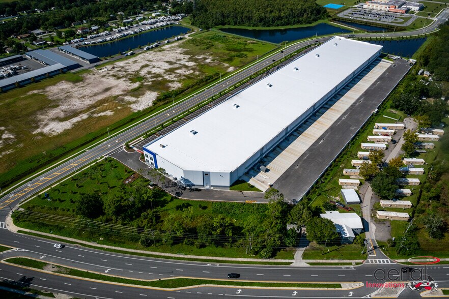 6965 Marketplace Dr, Orlando, FL à louer - Photo de l’immeuble – Image 2 sur 6