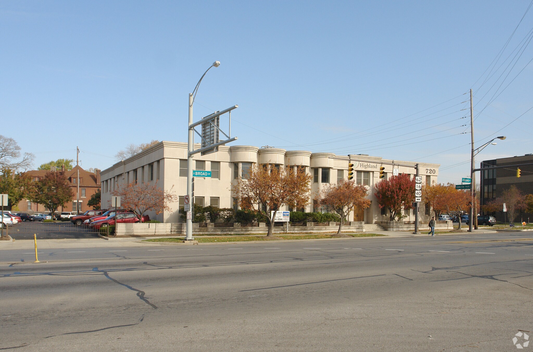 720 E Broad St, Columbus, OH à vendre Photo de l’immeuble– Image 1 sur 8