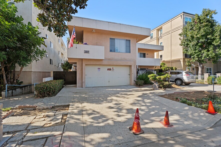 3831 Motor Ave, Culver City, CA à vendre - Photo de l’immeuble – Image 3 sur 11