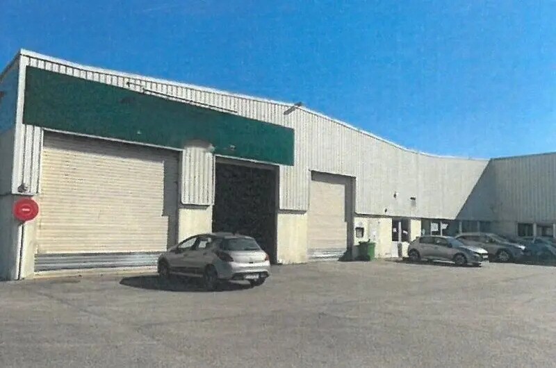 Local d’activités dans Sotteville-lès-Rouen à louer Photo de l’immeuble– Image 1 sur 5