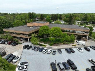 Plus de détails pour 38505 Woodward Ave, Bloomfield Hills, MI - Bureau à louer