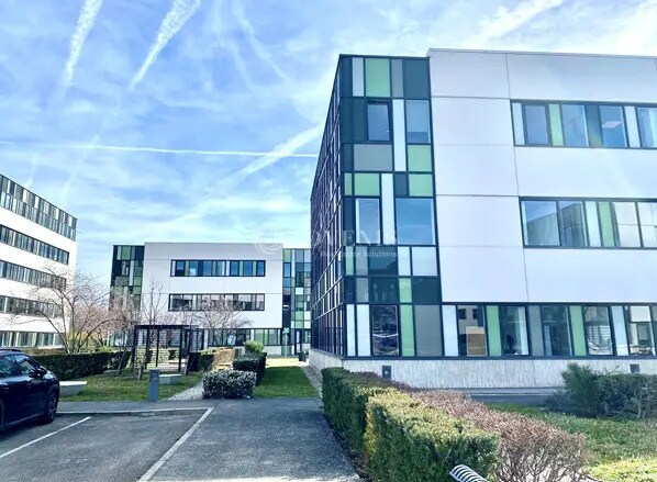 Bureau dans Lyon à louer - Photo de l’immeuble – Image 2 sur 12