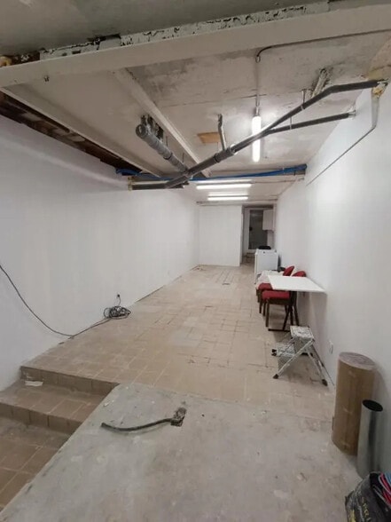 Local d'activités dans Chambéry à vendre - Photo intérieure – Image 2 sur 4