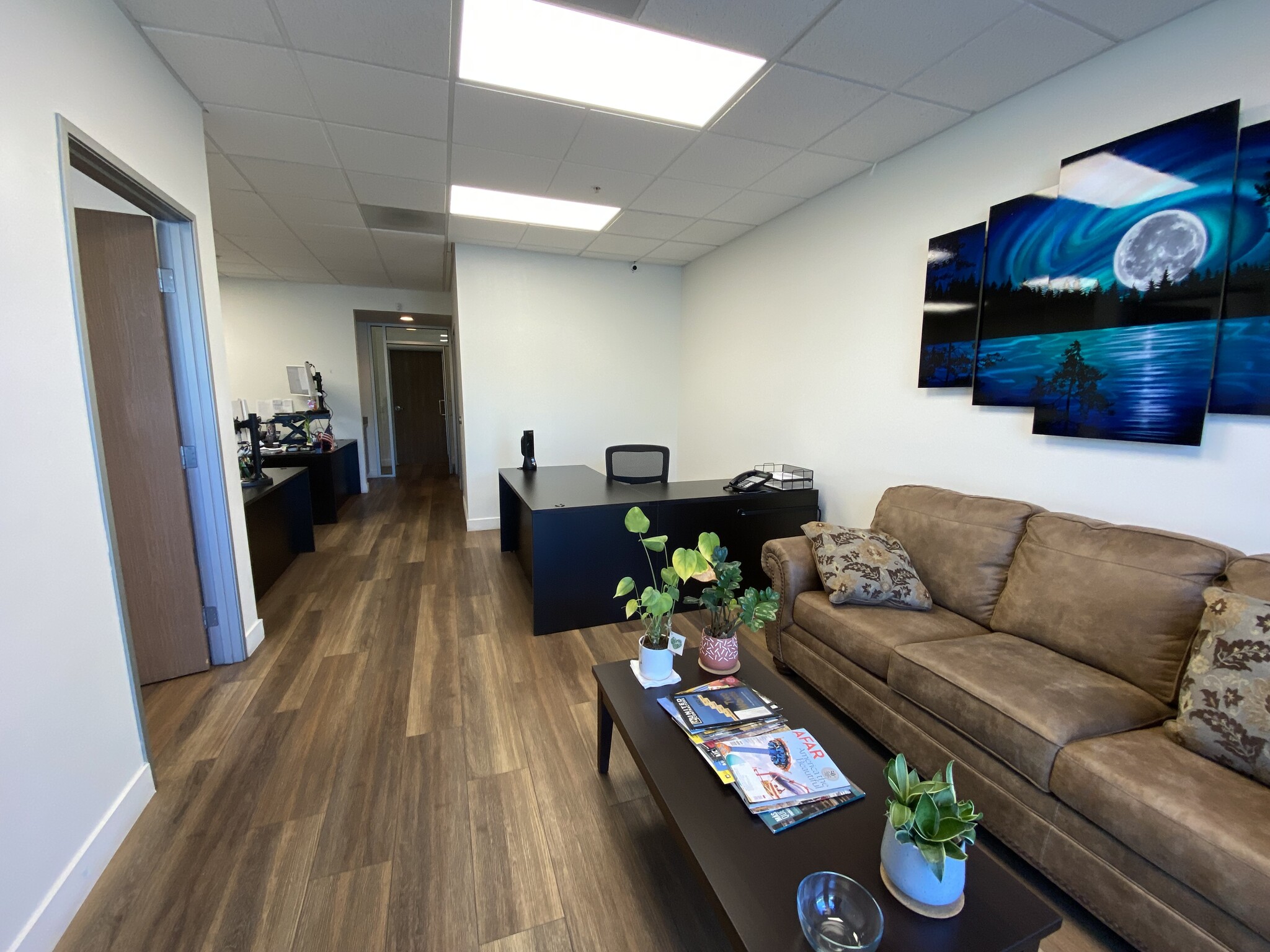26340-26354 Ruether Ave, Santa Clarita, CA à louer Photo de l’immeuble– Image 1 sur 8