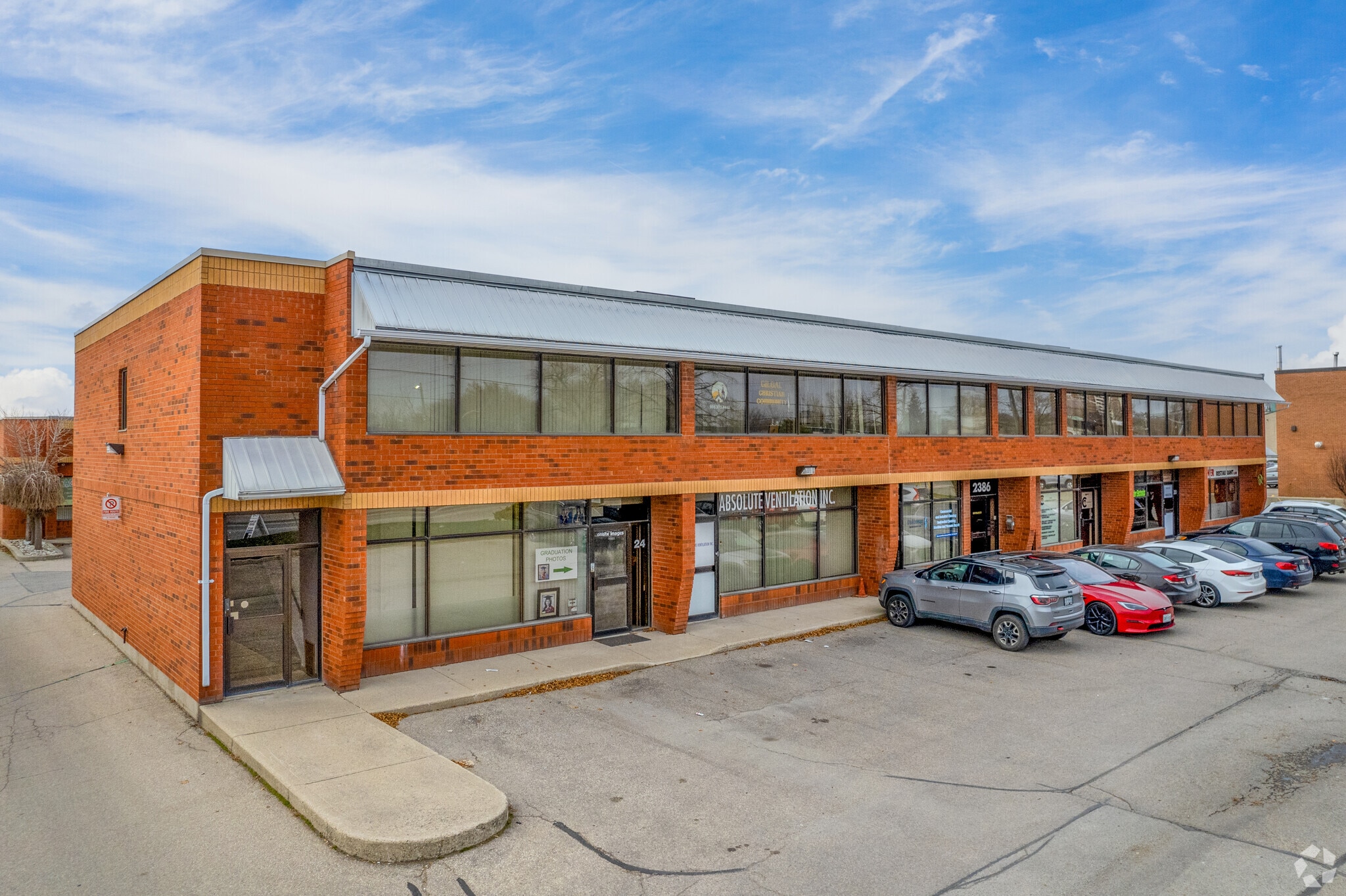 2386 Haines Rd, Mississauga, ON à louer Photo principale– Image 1 sur 5
