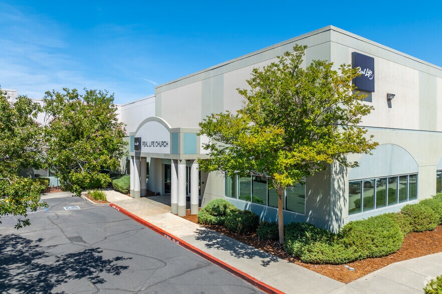 1921 Arena Blvd, Sacramento, CA à louer - Photo principale – Image 1 sur 11