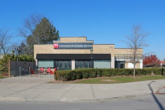 Plus de détails pour 140 York Blvd, Richmond Hill, ON - Local commercial à louer