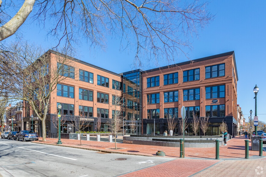 44 W Gay St, West Chester, PA à louer - Photo principale – Image 1 sur 11
