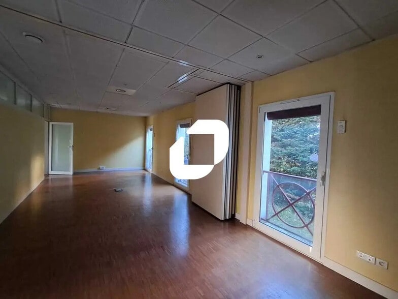 Bureau dans Bordeaux à vendre - Photo intérieure – Image 2 sur 17