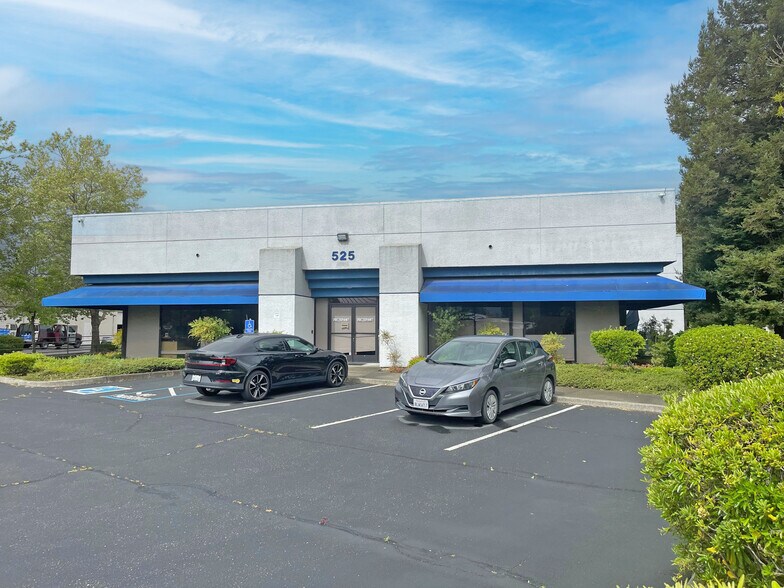 525 Portal St, Cotati, CA à louer - Photo de l’immeuble – Image 2 sur 3