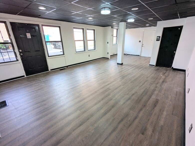 3856 Baytree St, Pittsburgh, PA à louer - Photo intérieure – Image 2 sur 6