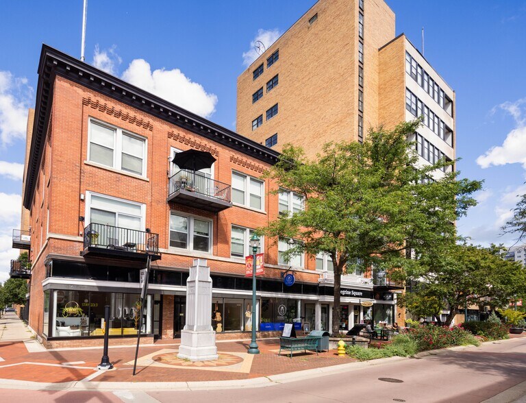 356 S Kalamazoo Mall, Kalamazoo, MI à louer - Photo de l’immeuble – Image 2 sur 7