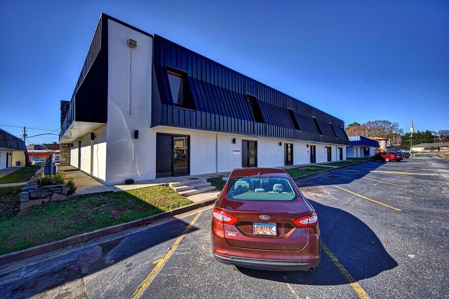 2321 4th St, Tucker, GA à louer - Photo de l’immeuble – Image 3 sur 7