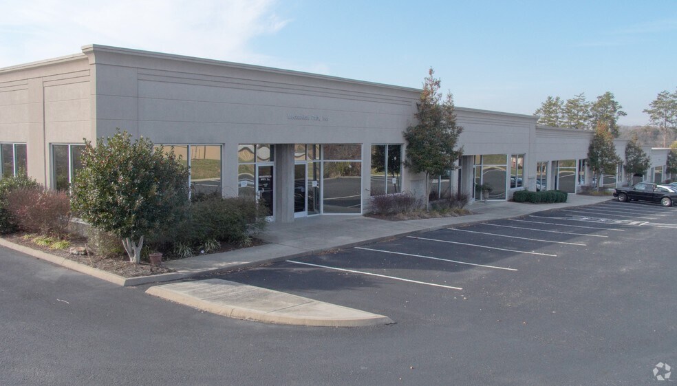 10427 Cogdill Rd, Knoxville, TN à louer - Autre – Image 3 sur 26