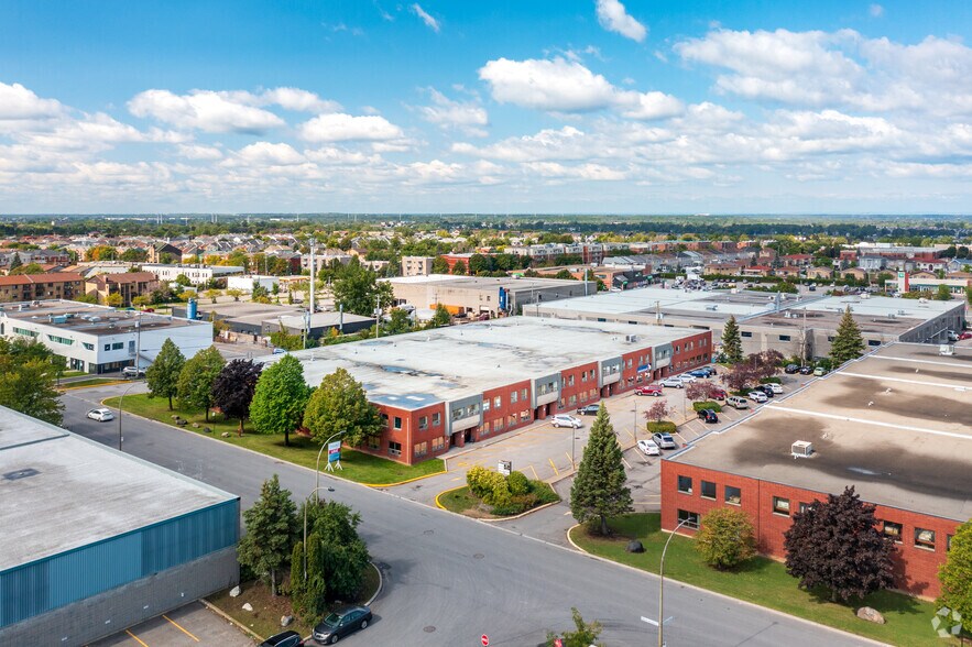 8975-8987 Rue Robert-Armour, Montréal, QC à louer - Aérien – Image 2 sur 5