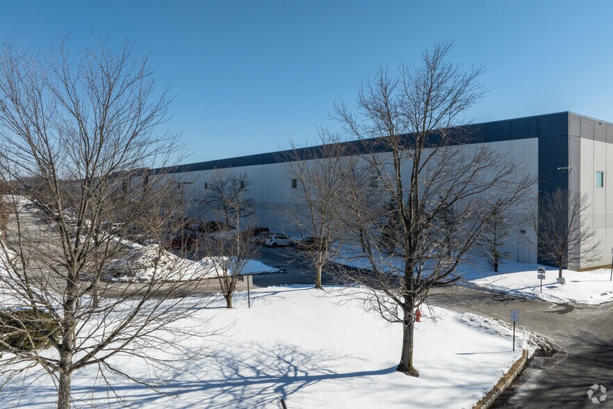 12 Applegate Dr, Robbinsville, NJ à louer - Photo de l’immeuble – Image 2 sur 4