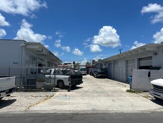 Plus de détails pour 5840-5846 Funston St, Hollywood, FL - Local d'activités à louer