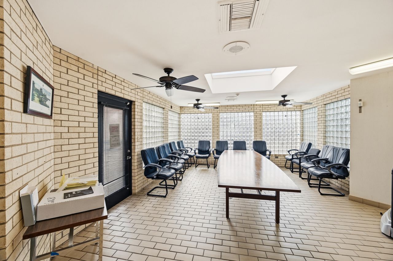 110 W Rosamond St, Houston, TX à vendre Photo intérieure– Image 1 sur 5
