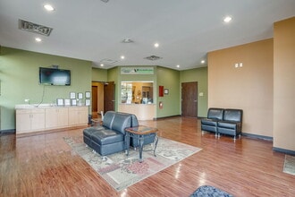 3100 N Tarrant Pky, Fort Worth, TX à louer Photo intérieure– Image 1 sur 11