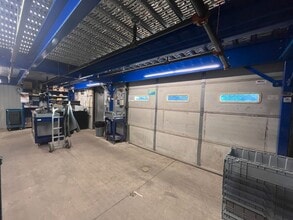 77 Concession St, Kingston, ON à louer Photo de l’immeuble– Image 2 sur 7