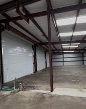 7728 E Hillsborough Ave, Tampa, FL à louer Photo intérieure– Image 2 sur 6