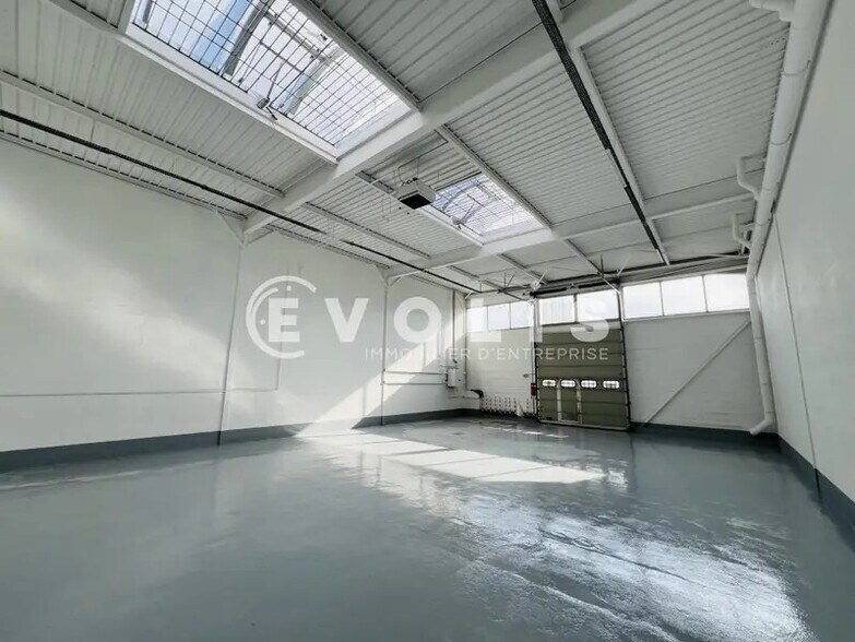Bureau dans Bonneuil-sur-Marne à louer - Photo intérieure – Image 2 sur 14