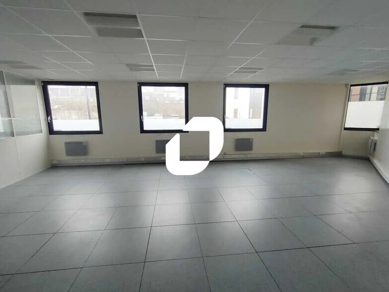 3 Bis Rue Du Petit Robinson, Jouy-en-Josas à louer - Photo de l’immeuble – Image 2 sur 10