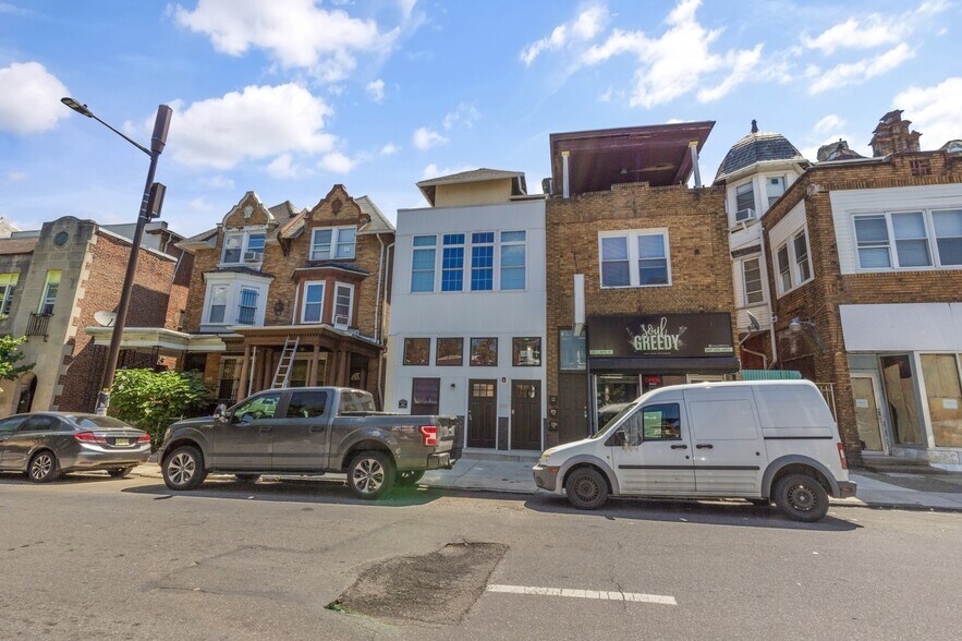 223 S 45th St, Philadelphia, PA à vendre - Photo de l’immeuble – Image 3 sur 3