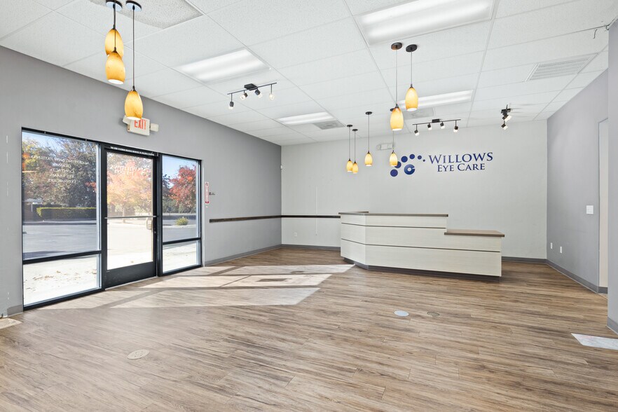 1070 Wood St, Willows, CA à louer - Photo intérieure – Image 2 sur 5