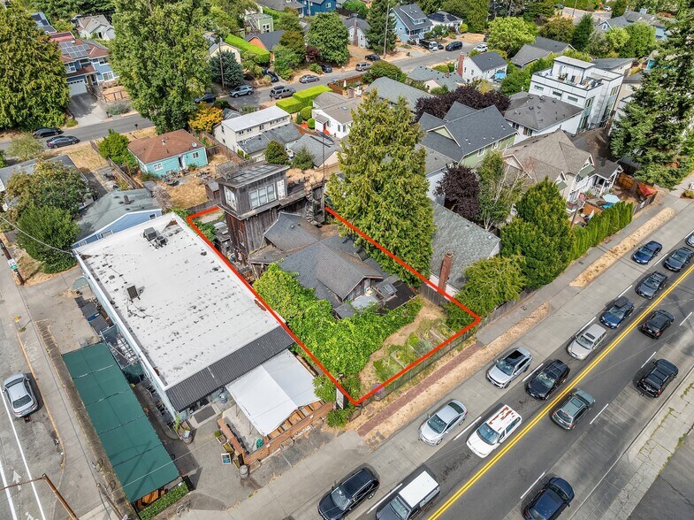 652 NW 85th St, Seattle, WA à vendre - Photo principale – Image 1 sur 15
