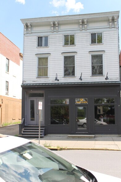12 Park Pl, Hudson, NY à vendre - Photo de l’immeuble – Image 3 sur 40