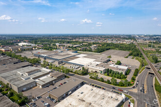 11281-11299 Boul Albert-Hudon, Montréal, QC - VUE AÉRIENNE  vue de carte