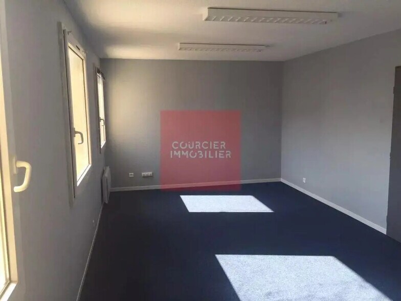 Bureau dans Rambouillet à louer - Photo intérieure – Image 3 sur 5
