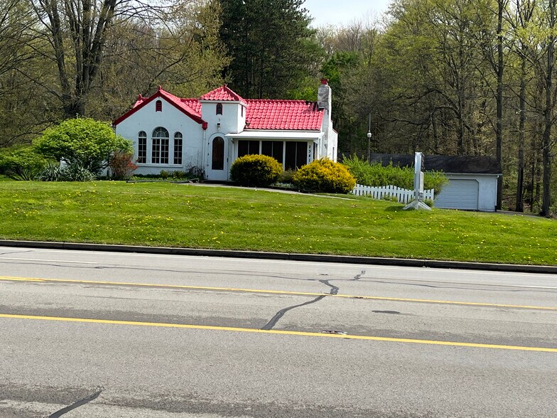 2341 S Hermitage Rd, Hermitage, PA à vendre - Photo de l’immeuble – Image 1 sur 5