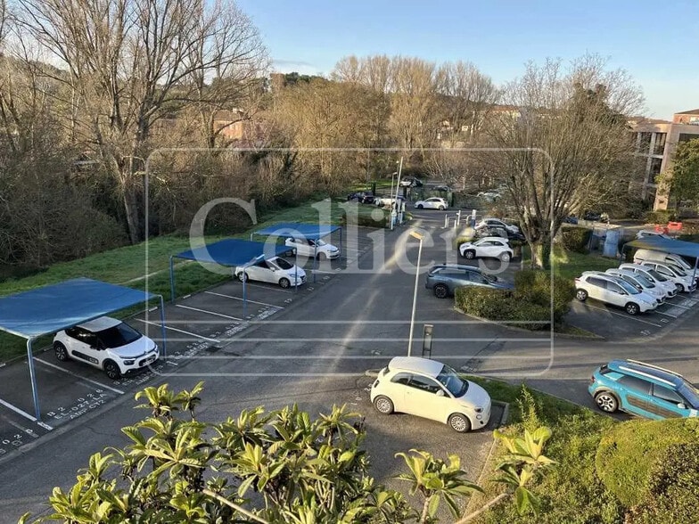 1 Rue Mahatma Gandhi, Aix-en-Provence à louer - Photo de l’immeuble – Image 3 sur 15