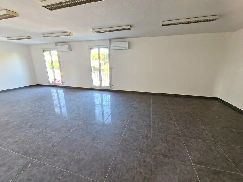 Bureau dans Le Cannet à louer - Photo intérieure – Image 2 sur 8