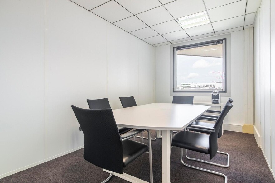Espace de coworking dans Levallois-Perret à louer - Photo intérieure – Image 1 sur 30