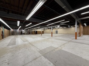 650 Huyler St, South Hackensack, NJ à louer Photo intérieure– Image 2 sur 4