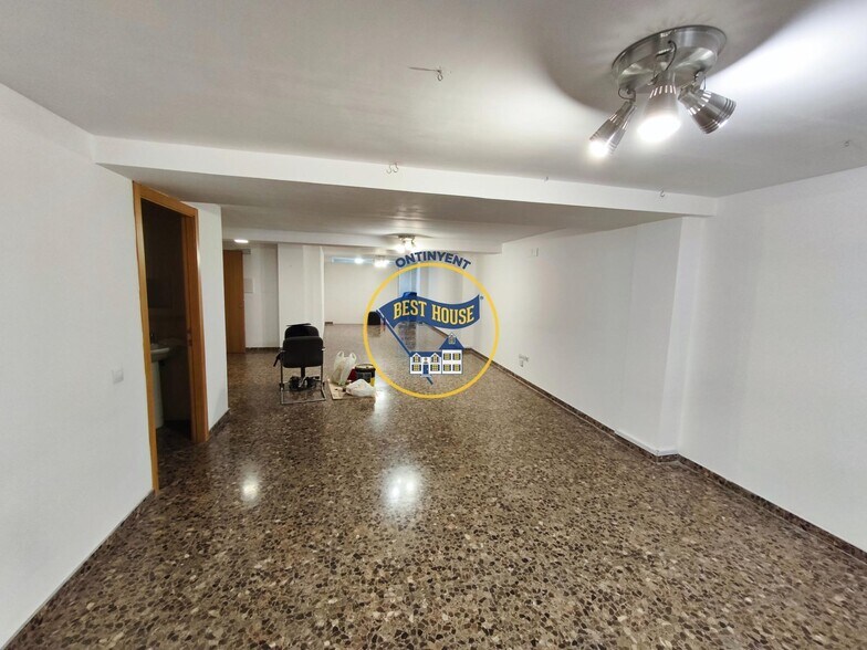 Local commercial dans Ontinyent, Valencia à vendre - Photo de l’immeuble – Image 3 sur 11