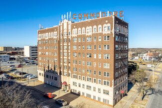 Plus de détails pour 222 E Elm St, Wichita, KS - Logement à vendre