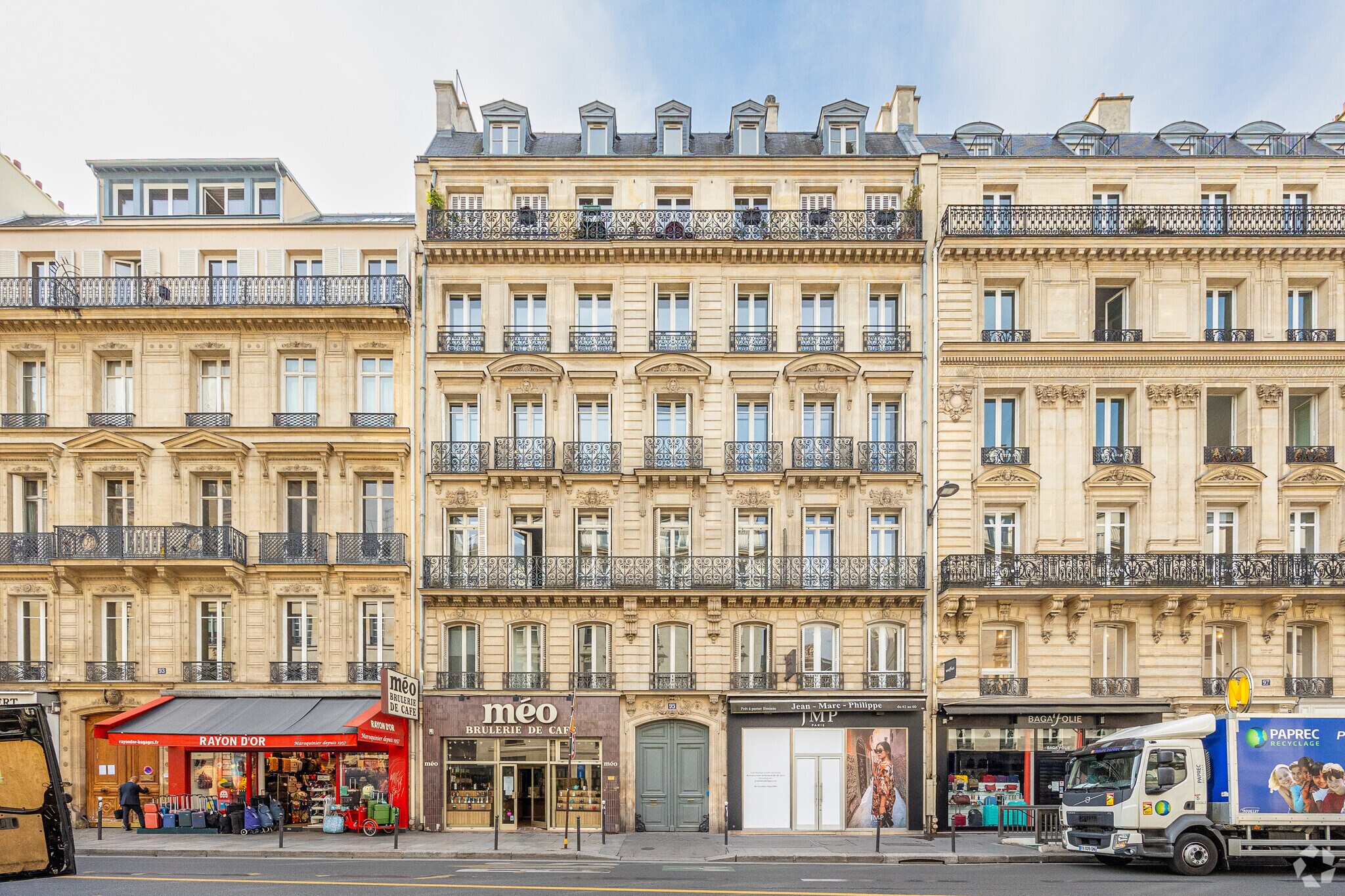 95 Rue Saint-Lazare, Paris à louer Photo principale– Image 1 sur 4