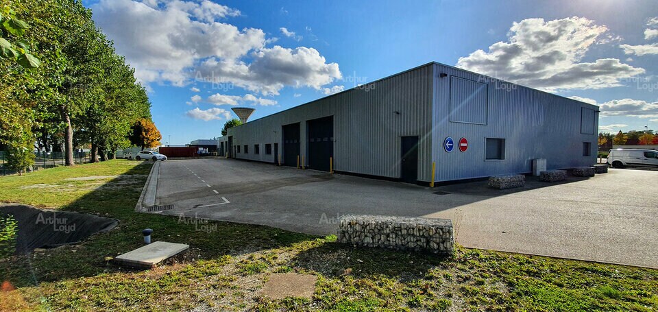 4 Rue Du Port, Longvic à louer Photo de l’immeuble– Image 1 sur 8