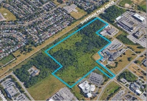 2495-2505 Speakman Dr, Mississauga, ON à vendre - Photo de l’immeuble – Image 2 sur 4