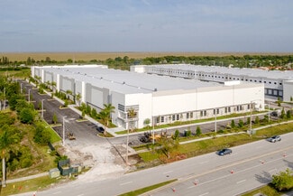 Plus de détails pour 6801 N Hiatus Rd, Tamarac, FL - Industriel/Logistique à louer